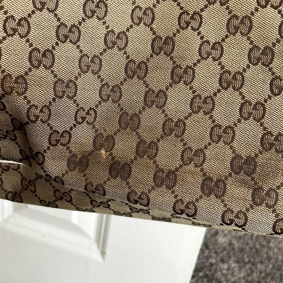 Gucci tote hobo style has wear monogram throughout - Picture 8 of 12